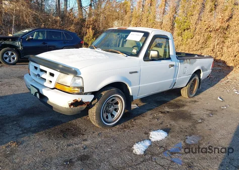 2000 Ford Ranger Xl/Xlt from USA, damaged, VIN 1FTYR10C9YPB00190